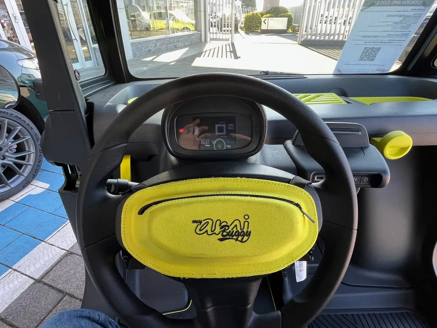 Steering Wheel Pocket