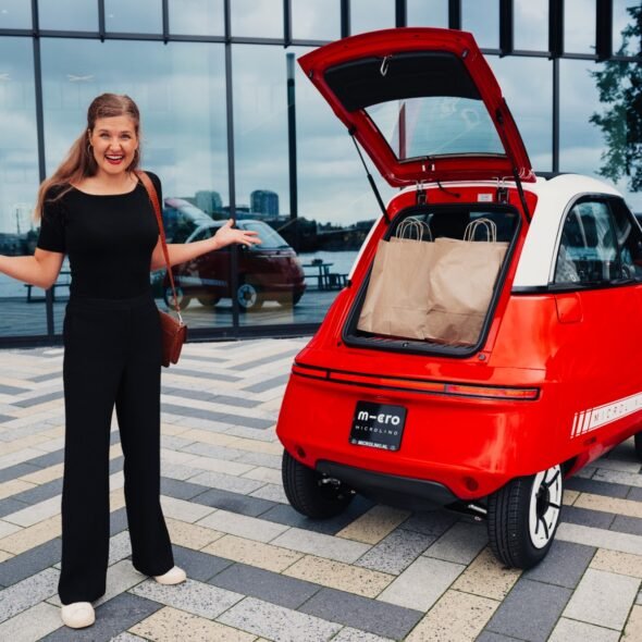 Microlino-Autobernard-interieur-compact-fonctionnel-ergonomique